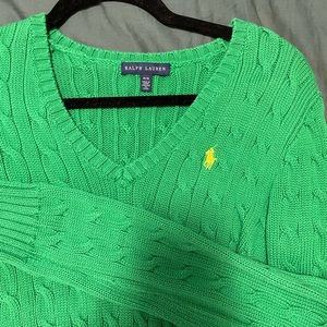 Cable knit sweater - green